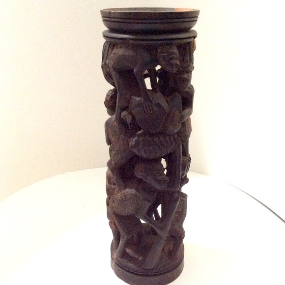 Unique handcrafted African Blackwood carving - Picture 9 of 16